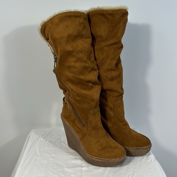 Bakers Furbee Boots Womens 9.5 Brown Faux Fur Faux Suede Wedge Platform … - Picture 4 of 16